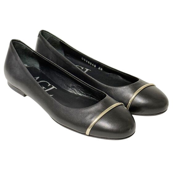 AGL Attilio Giusti Leombruni Round Cap Toe Black Ballet Flats Silver Bar Accent - Picture 1 of 9